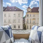 Old Quarter Residence