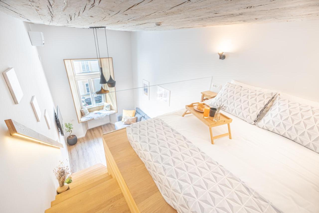 Old Quarter Apartman *