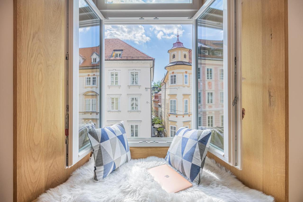 Old Quarter Apartman *